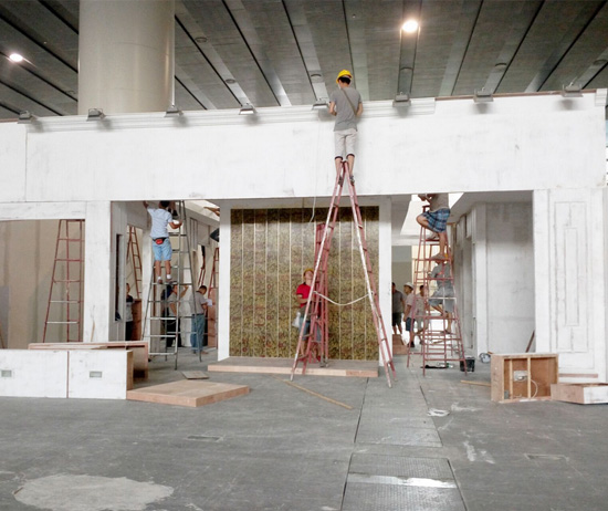 展台搭建中木牆裙的施工及驗收