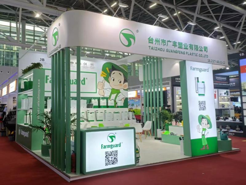 華裕電器集團股份的第135屆獲獎廣交會(hui) 展位設計搭建圖片