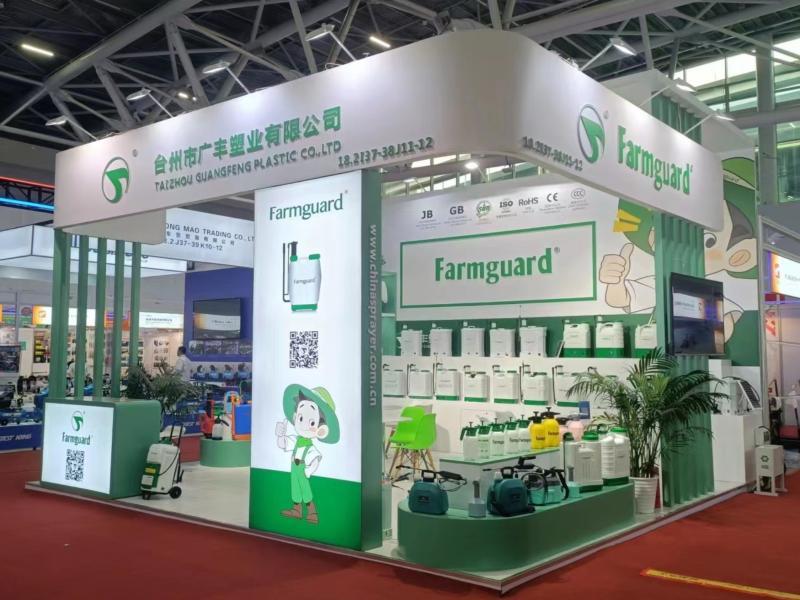 華裕電器集團的第135屆獲獎廣交會(hui) 展位設計搭建圖片