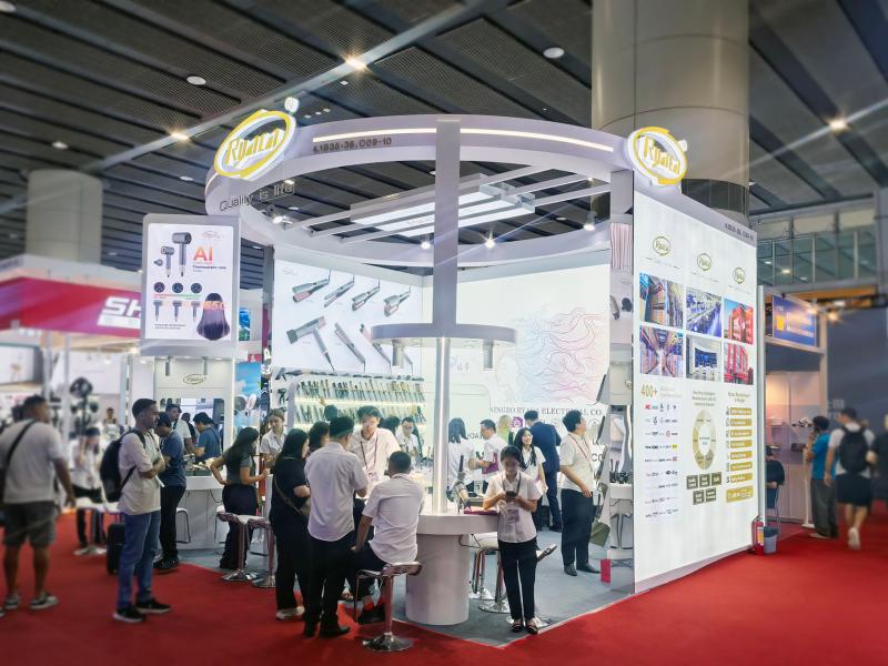 寧波瑞卡電器有限公司的第136屆獲獎廣交會(hui) 展位設計搭建圖片
